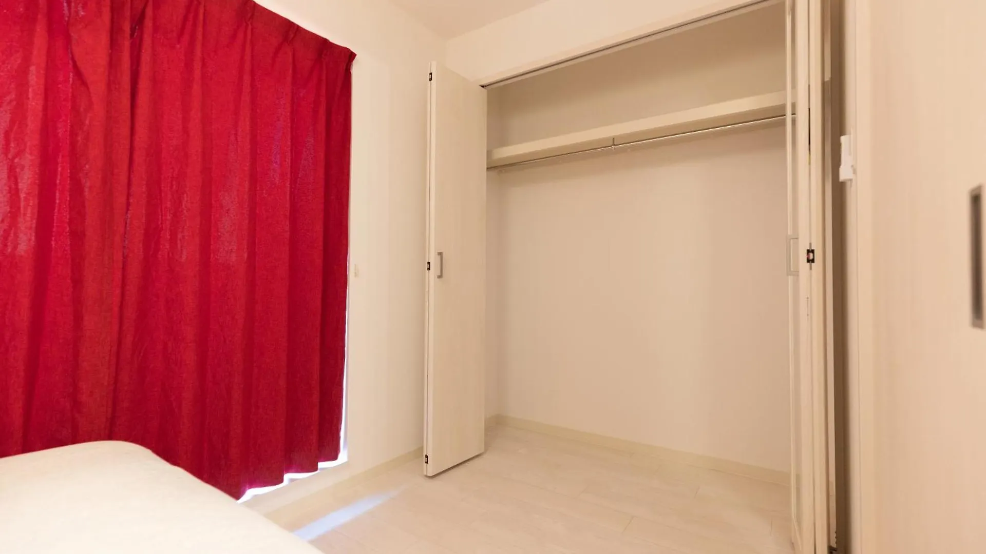 天下茶屋駅 花園町駅 3分 なんば10分tengacyaya Ra Hotel Οσάκα 0*,  Ιαπωνία