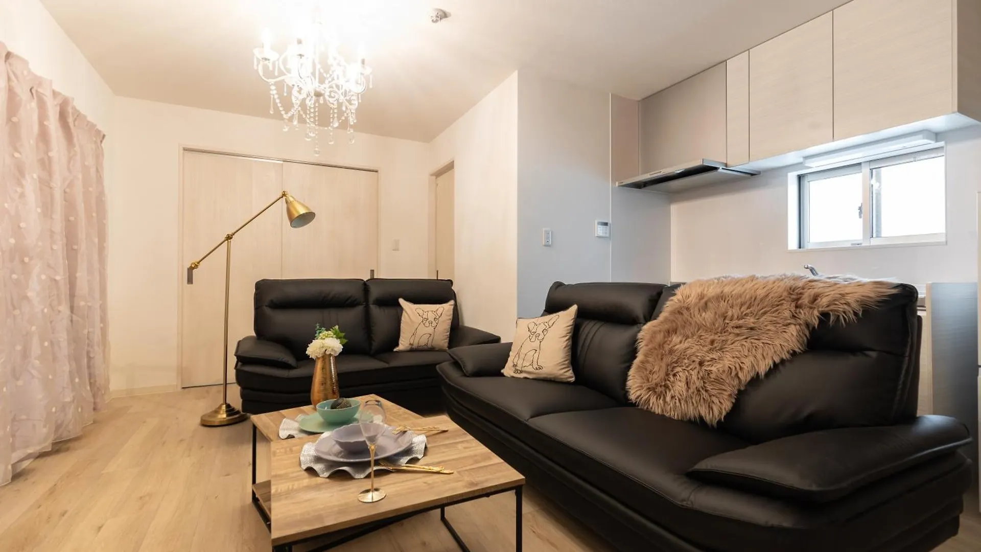 天下茶屋駅 花園町駅 3分 なんば10分tengacyaya Ra Hotel Οσάκα 0*,  Ιαπωνία